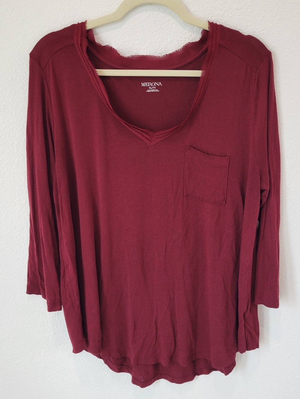 Merona Slouchy Pocket Tee XL Dark Red Scoop Neck Raw Hem